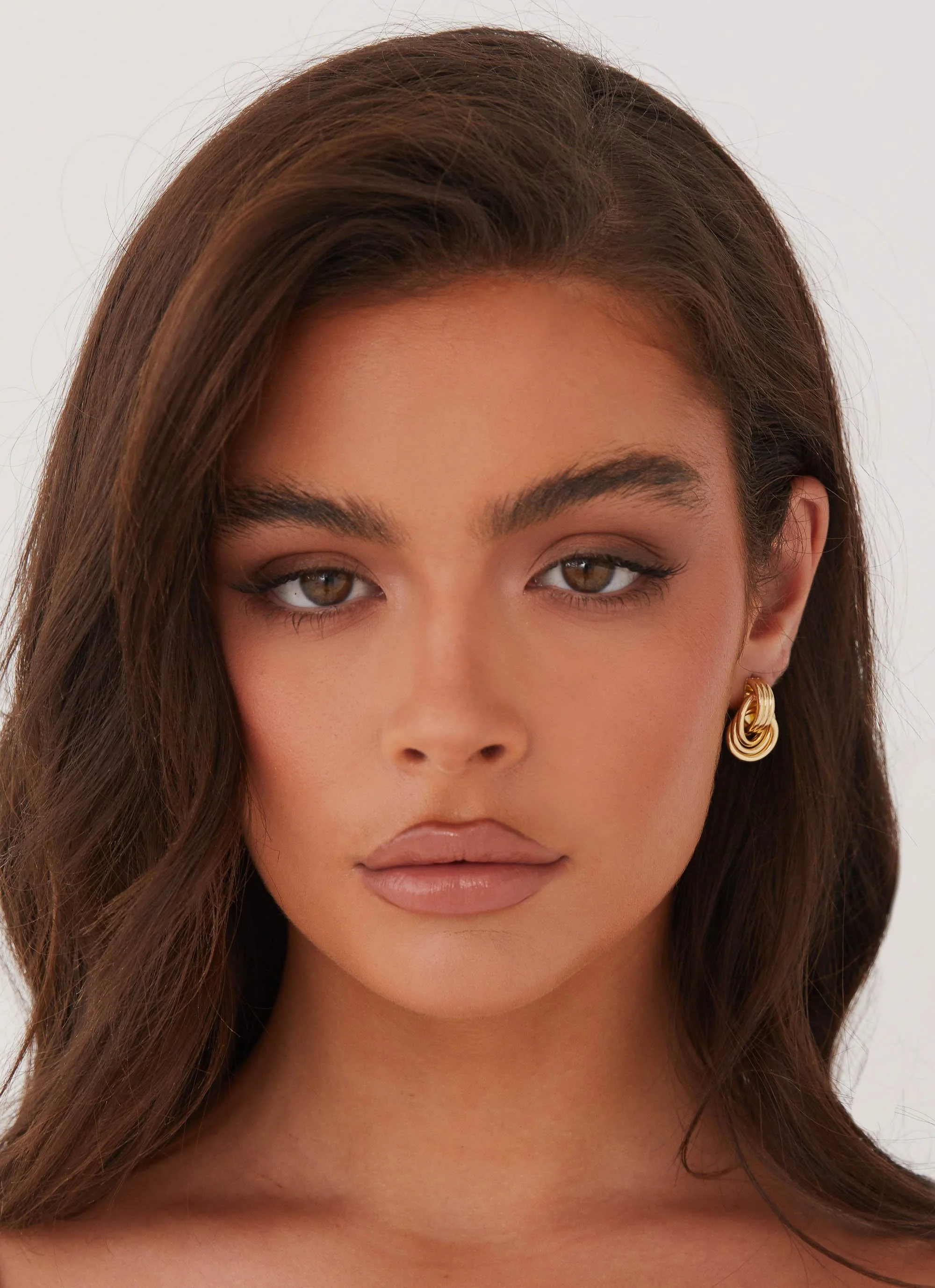 Gracia Knot Earrings - Gold - Image 4