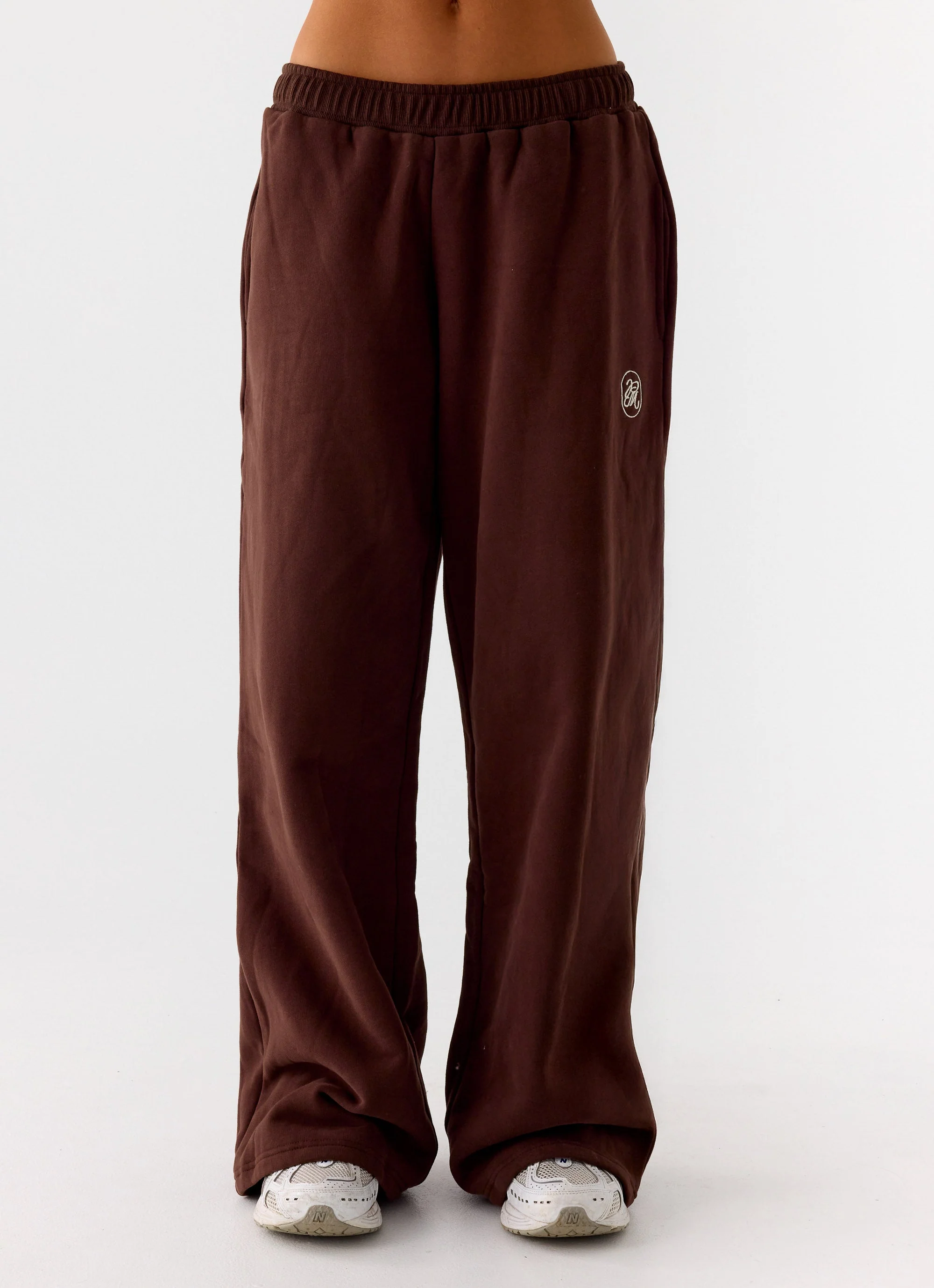 Signature Low Rise Sweatpants - Chocolate - Image 3
