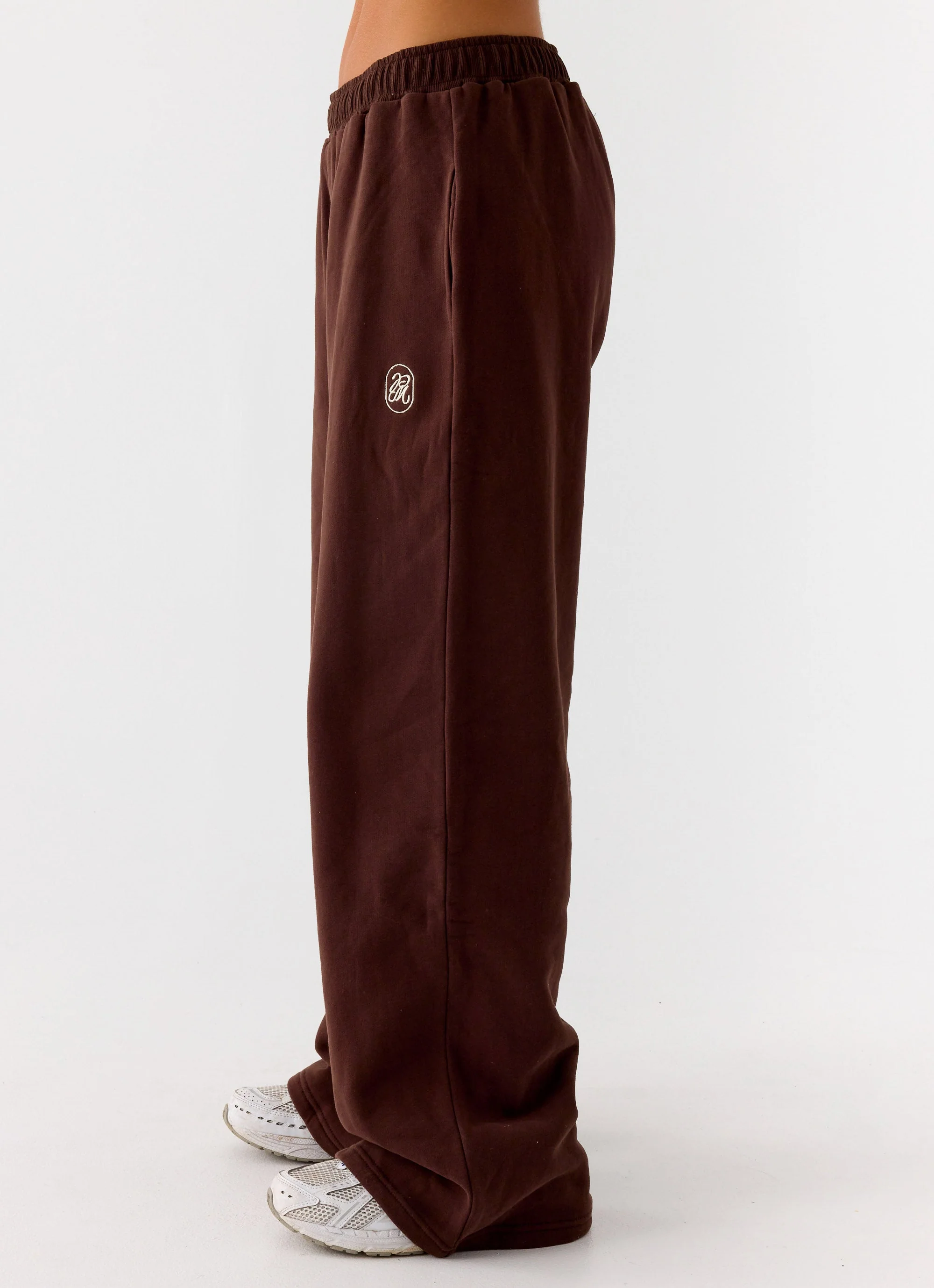 Signature Low Rise Sweatpants - Chocolate - Image 7