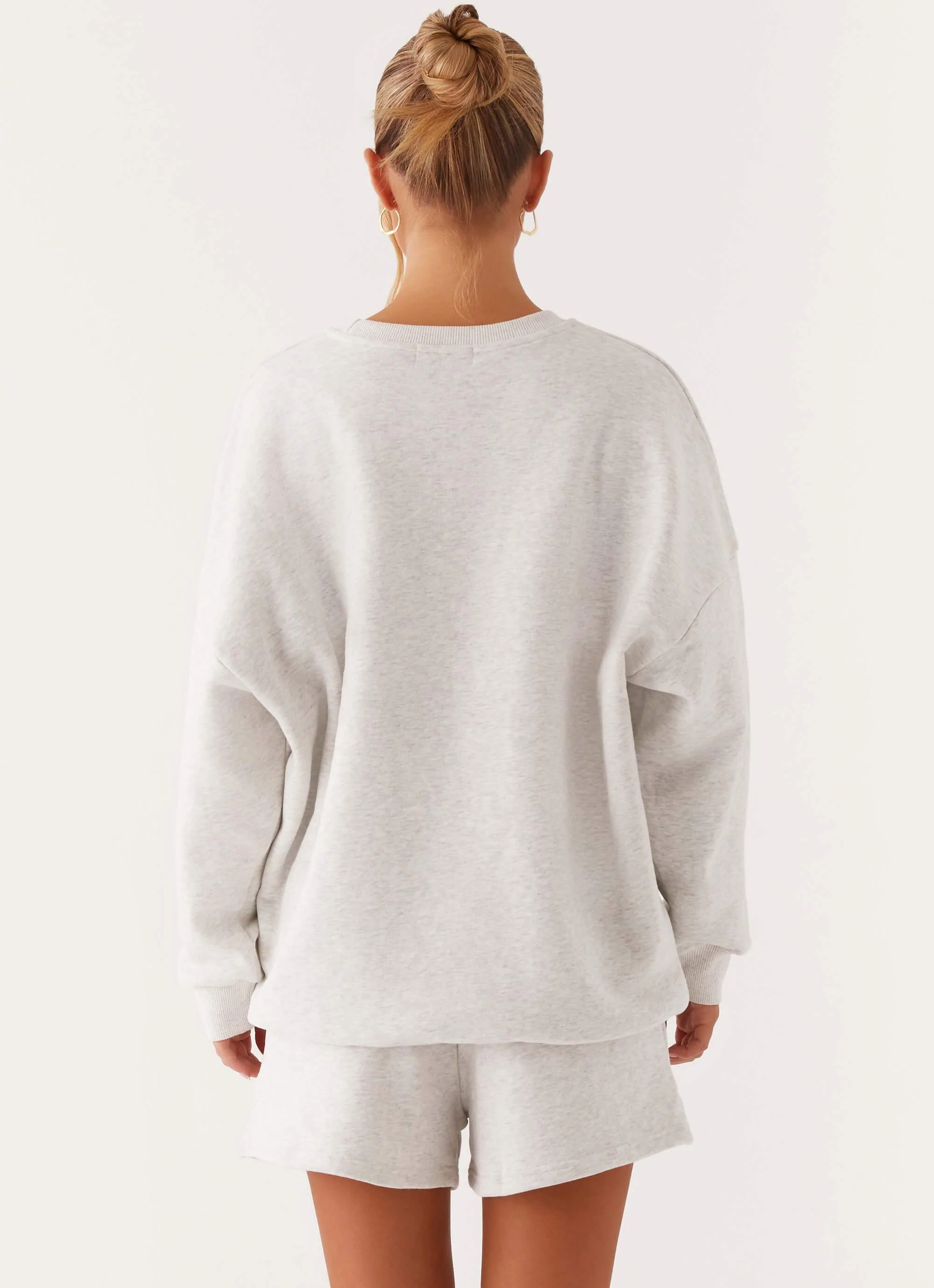 Signature Oversized Sweatshirt - Grey - Image 5