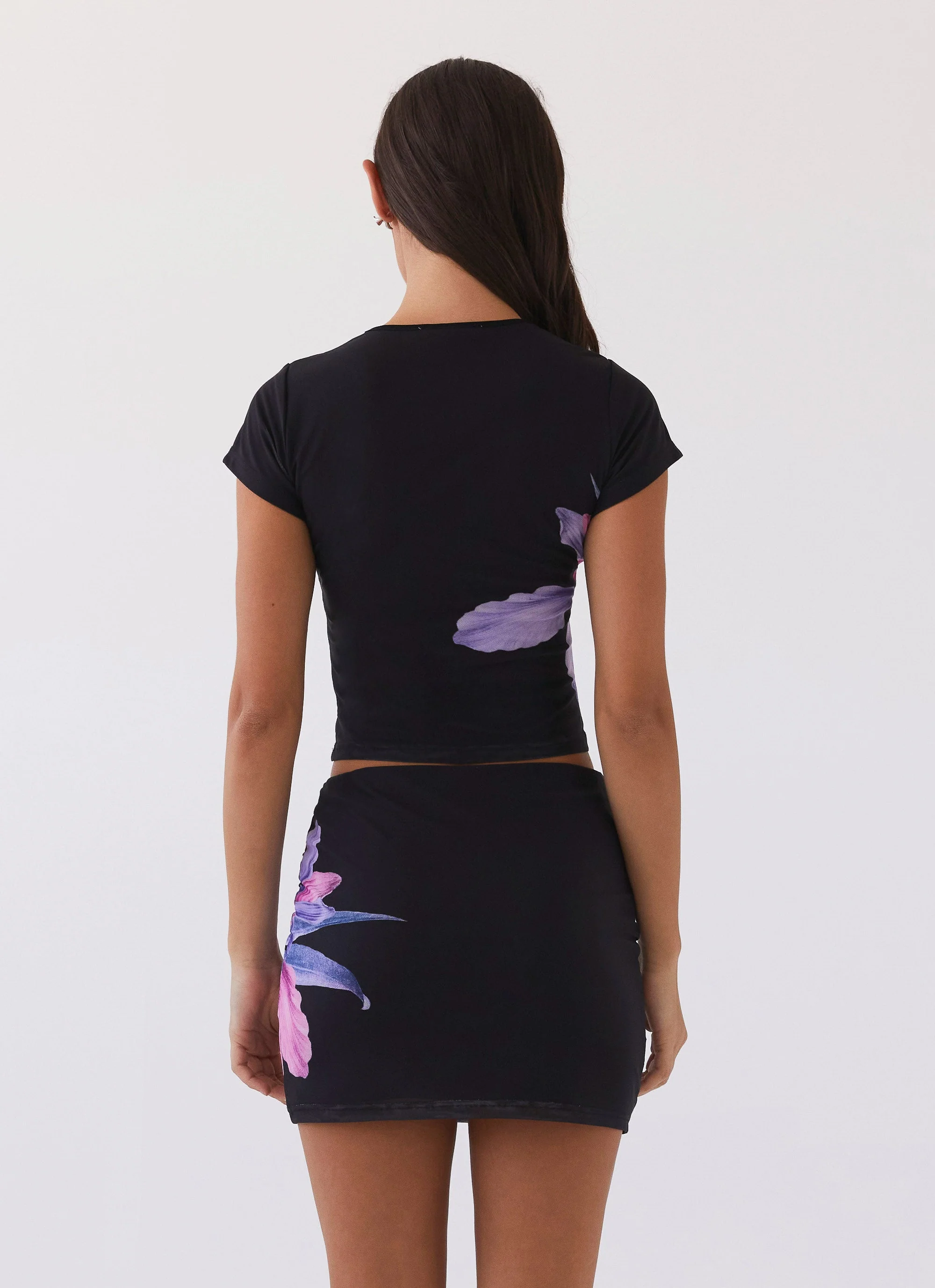 Sunset Bliss Mesh Tee - Cosmo Floral - Image 4