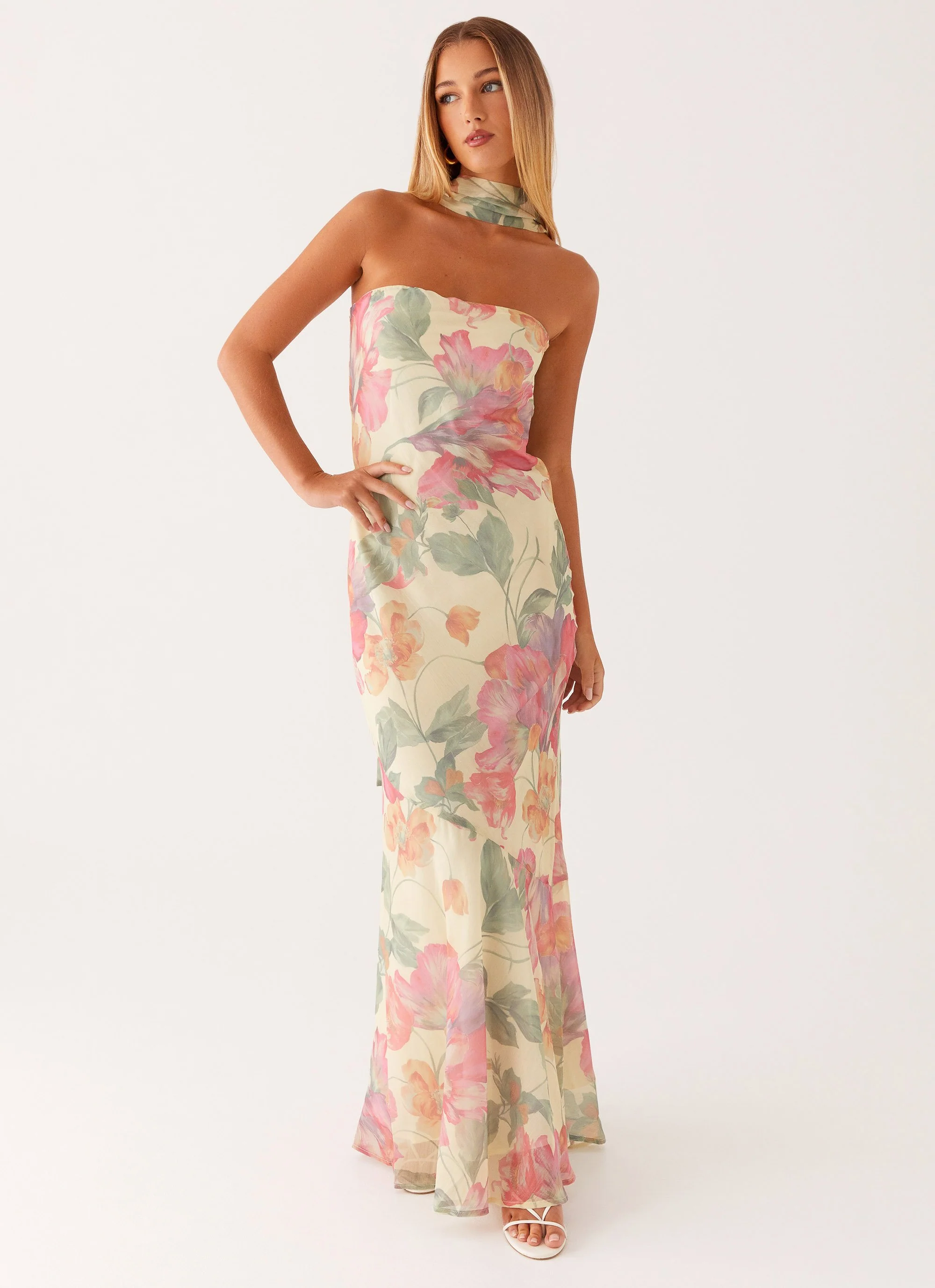 Under The Pagoda Maxi Dress - Yellow Peony - Image 5